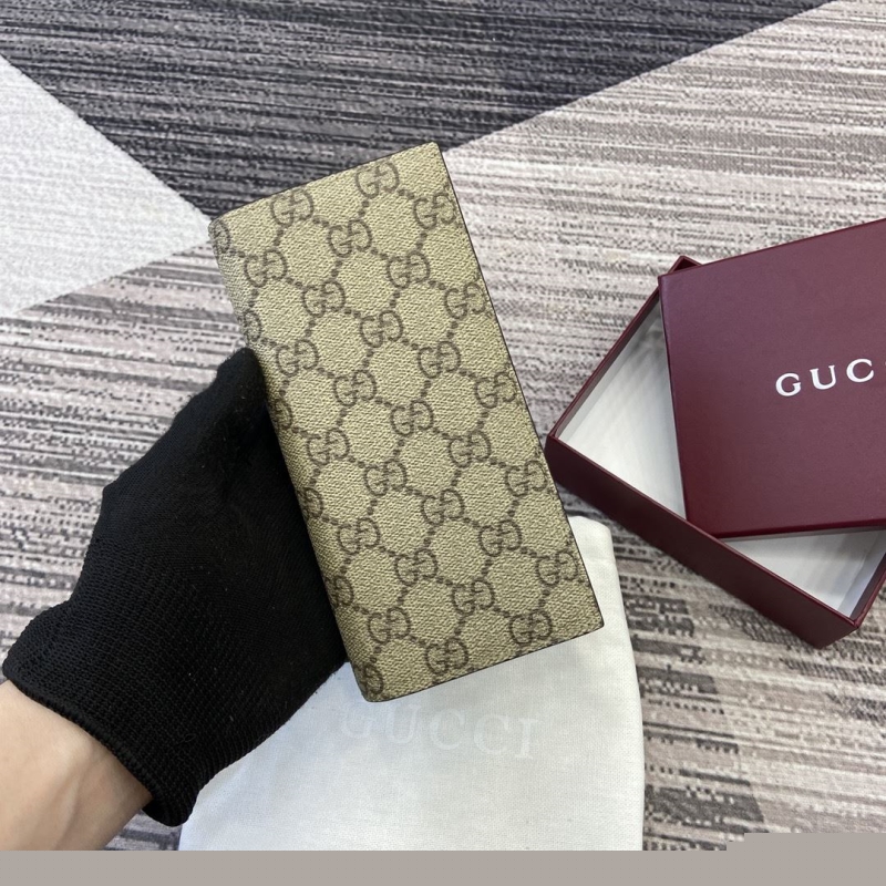 G*u*i wallets & purse